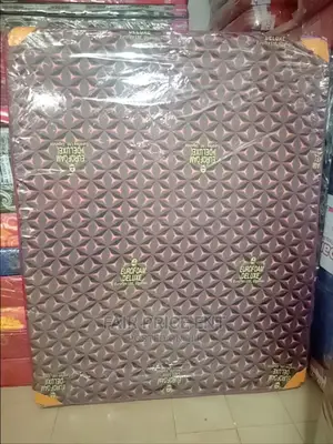 Super Deluxe Mattress 6*6 in 6inches.(Purple)