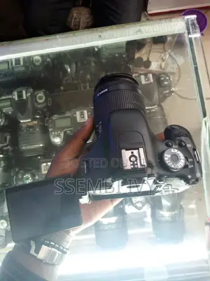 CANON EOS Rebel T3i/600d Professional Video Camera.