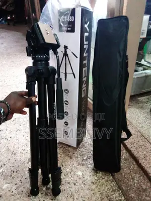 Yunteng Vct-880 Camera Stand.