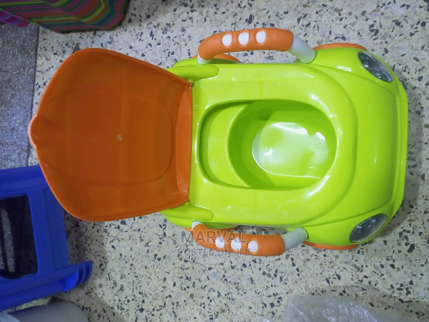 Movable Car Design Child Potty