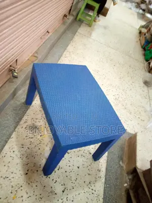 Plastic Table(Medium)
