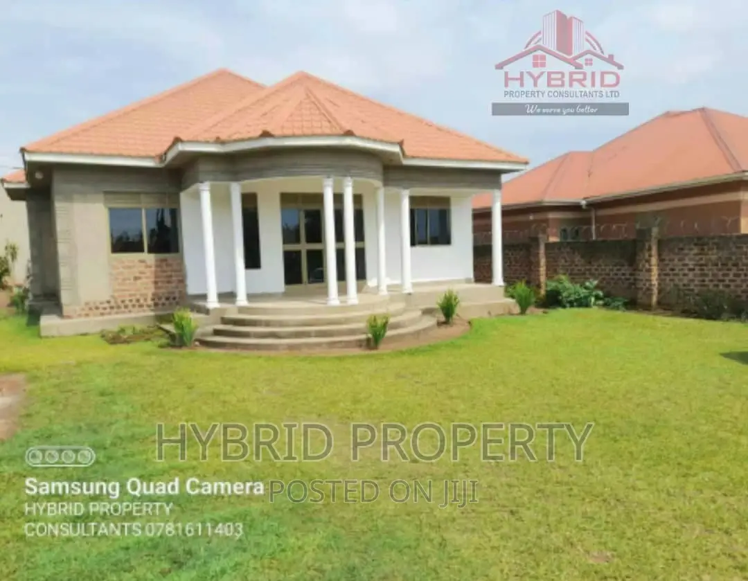 4bdrm House in Namusera~Wakiso for sale