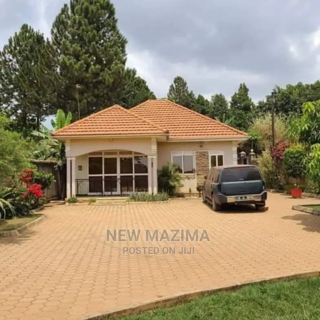 3bdrm Bungalow in Kigo, Division A for sale