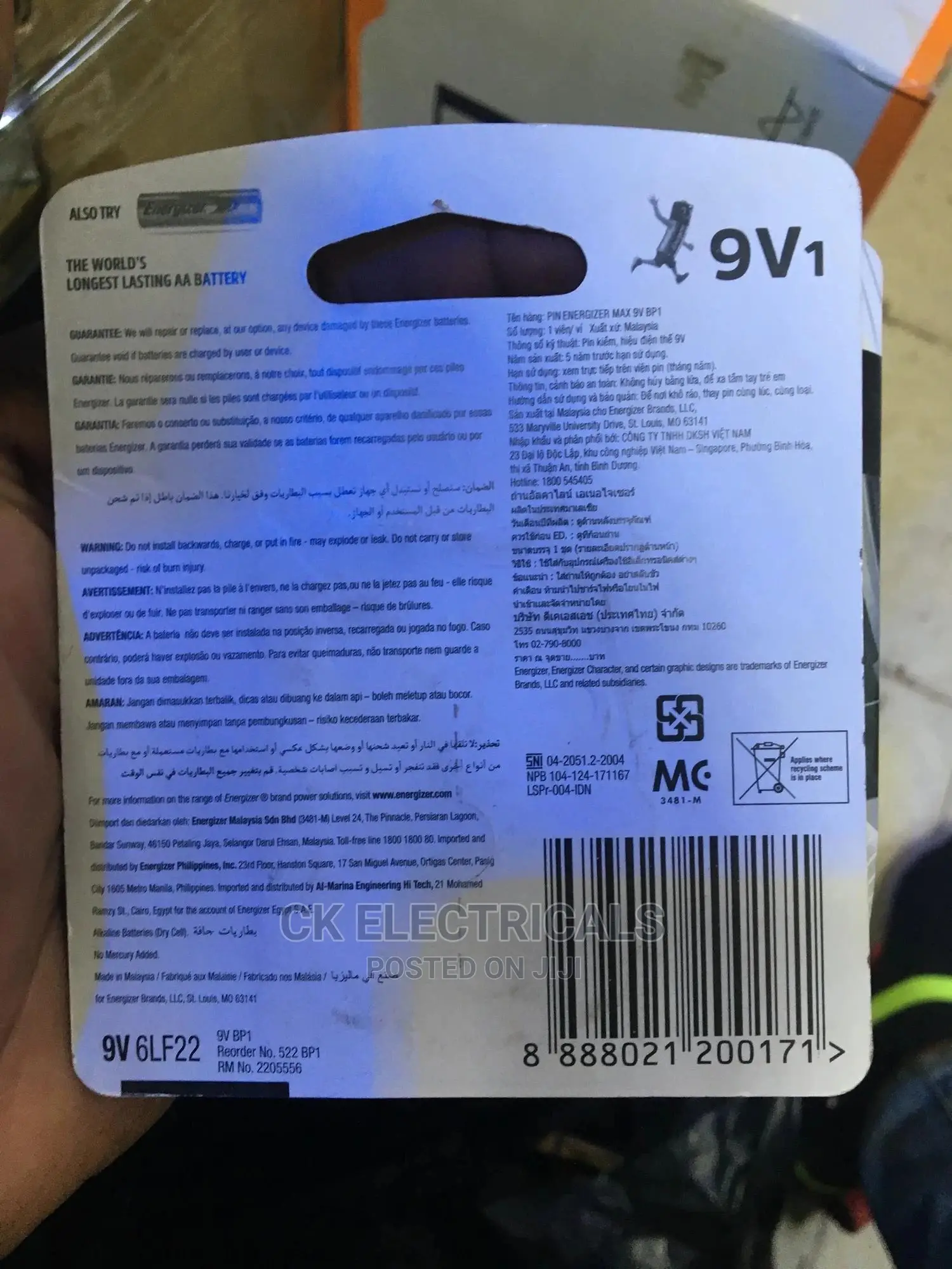 Both Non and Rechargeable Batteries 9v(Microphones Battery)