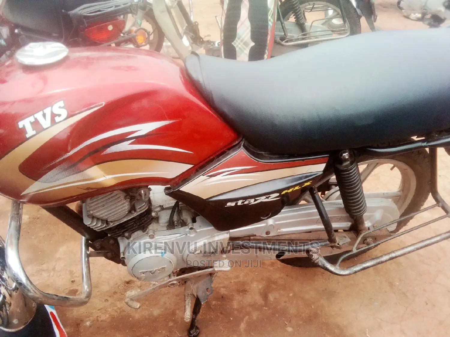 TVS HLX Plus ES 2016 Red