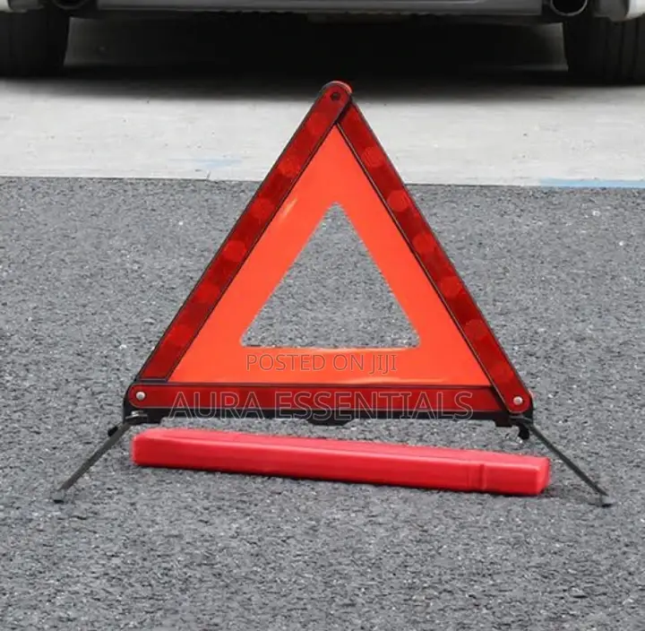 Triangle Warning Stop Sign for Breakdown Cars