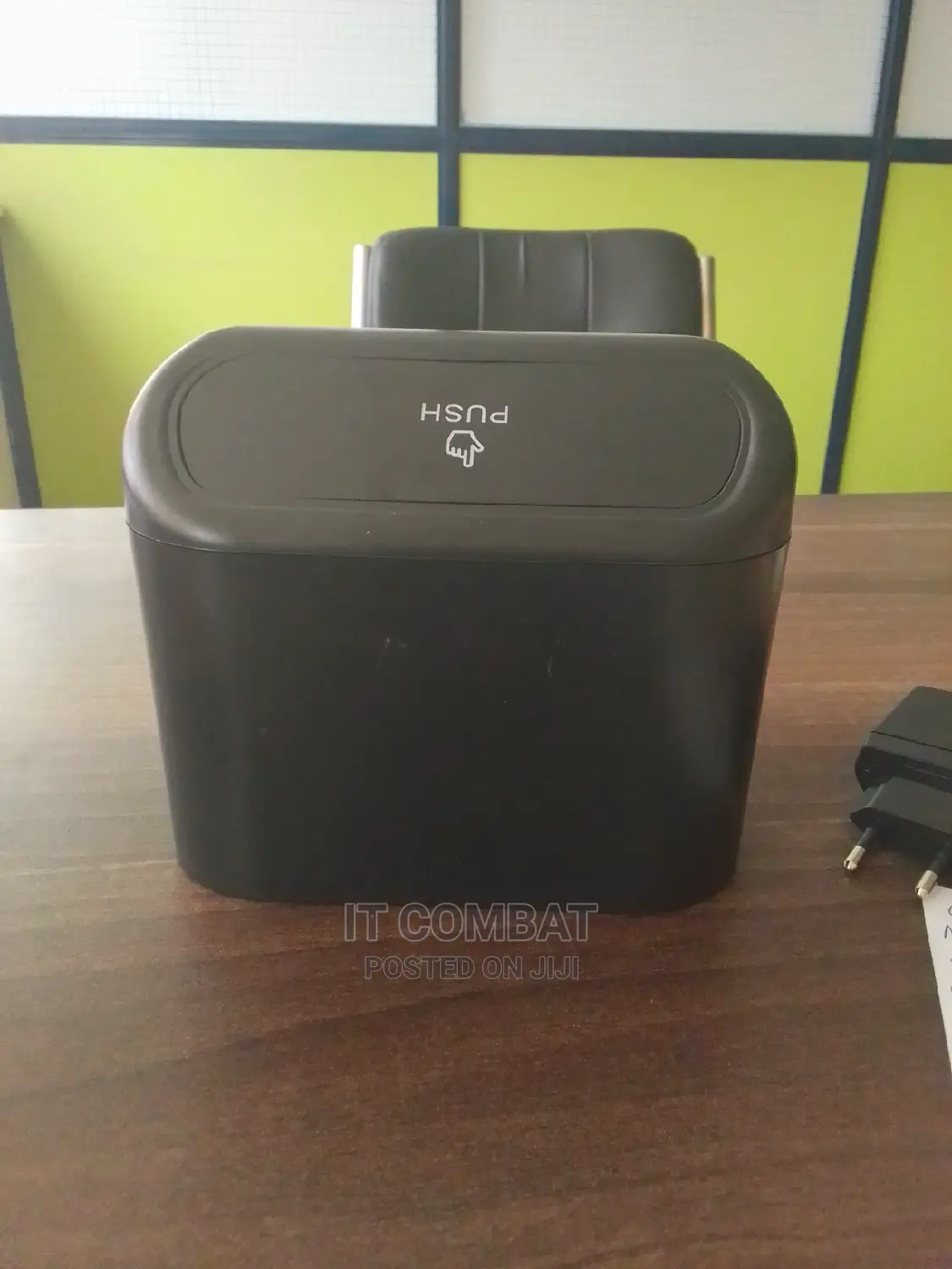 Mini Car Dust Bin
