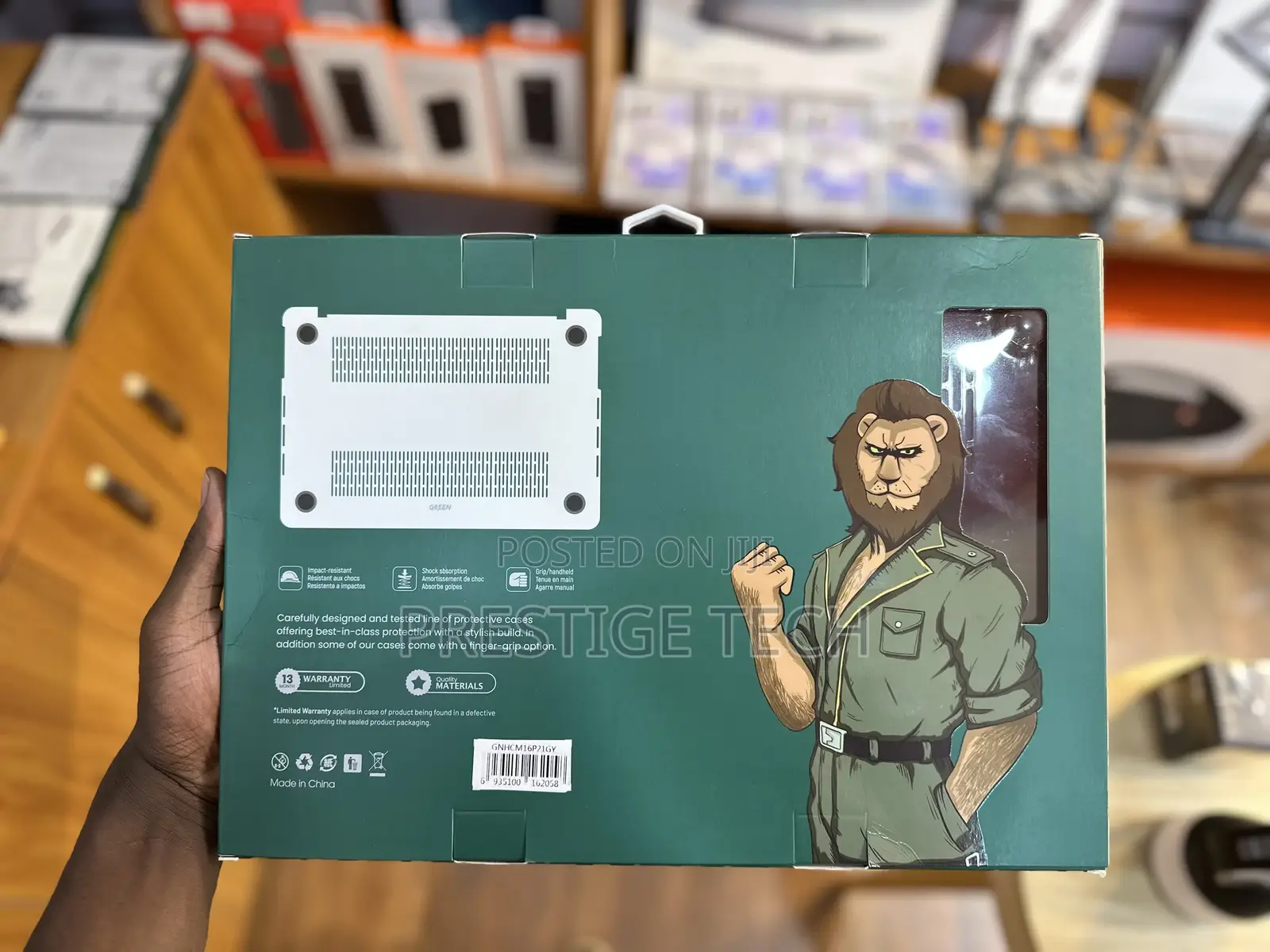 Green Lion High Quality Macbook Pro and Macbook Air Cases