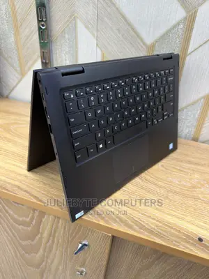 Laptop Dell Latitude 3390 8GB Intel Core I5 HDD 256GB