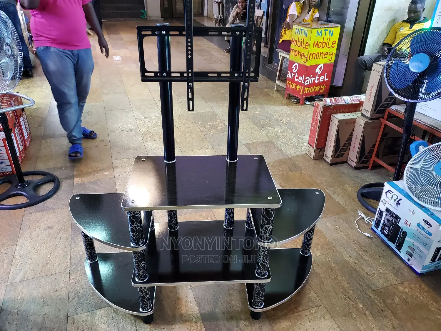 Black Wooden Plasmastand With Ample Space 4 Woofer Speake