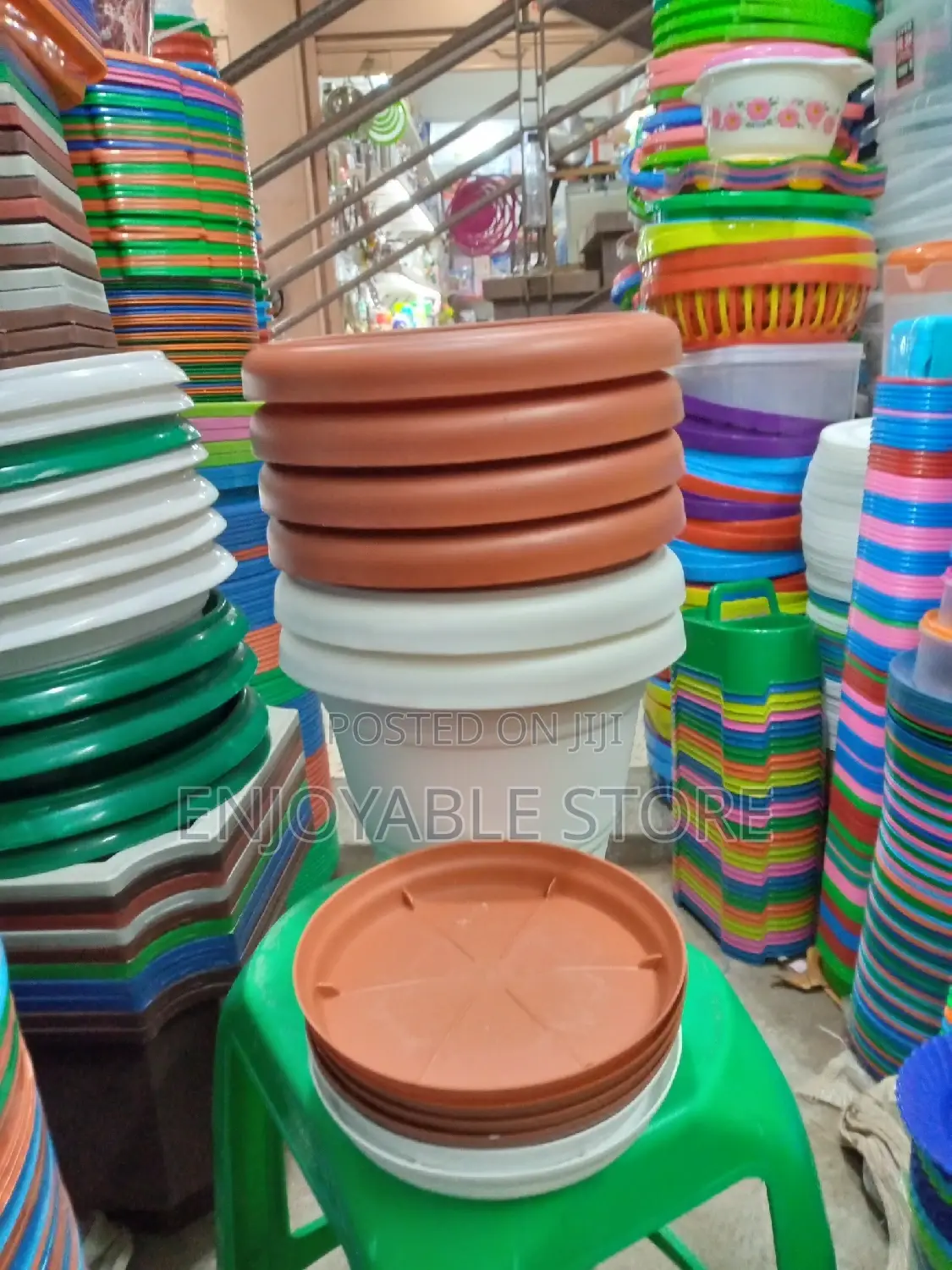 Plastic Flower Pots at 