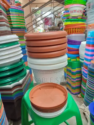 Plastic Flower Pots at 