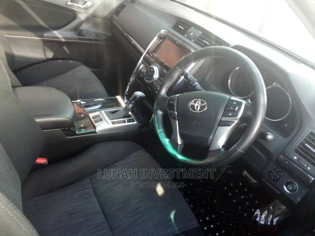 Toyota Mark X 2010 Silver