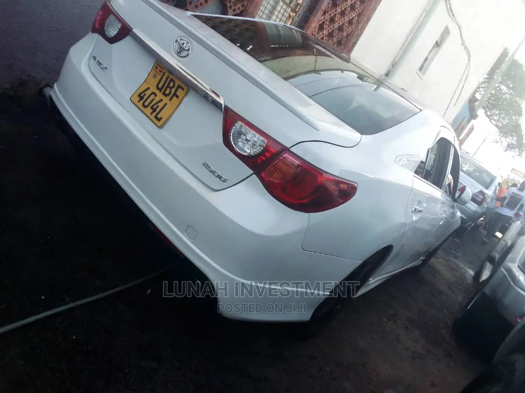 Toyota Mark X 2010 Silver