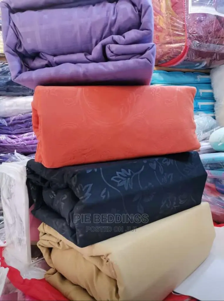 Fitted Bedsheets/ Bedsheets With Lastic