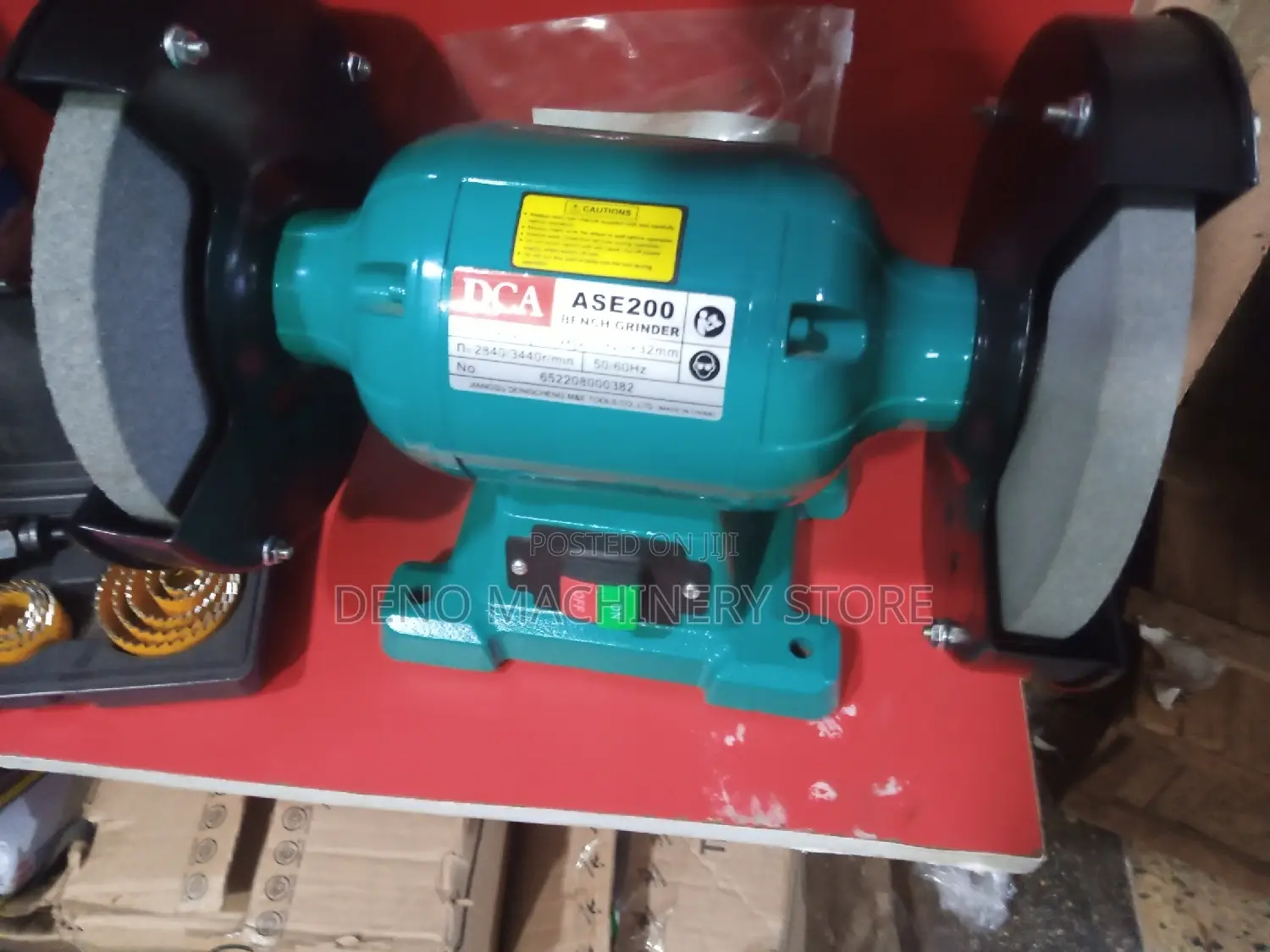 Bench Grinder DCA