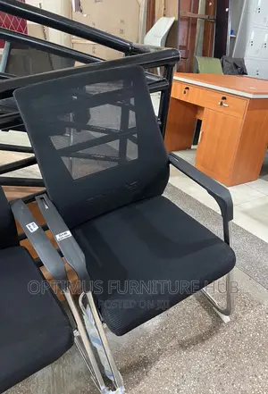 Visitor Chair (Hollow Back)