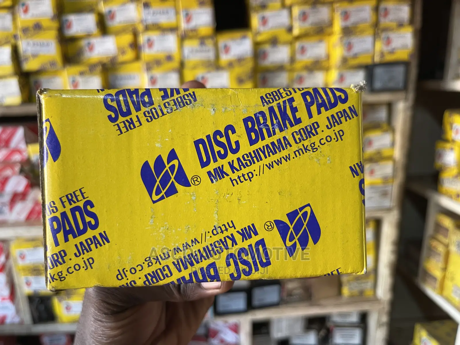 Front Brakes Pads for Rav4 02~06. Genuine Mk Kashiyama