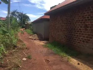 3bdrm Bungalow in Munyonyo Heights, Division a for Sale
