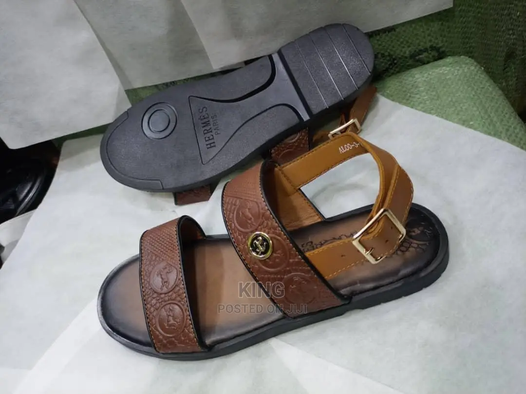 Biasing Sandals