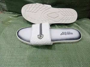 Actuating Sandals