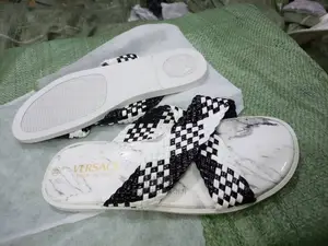 Actuating Sandals