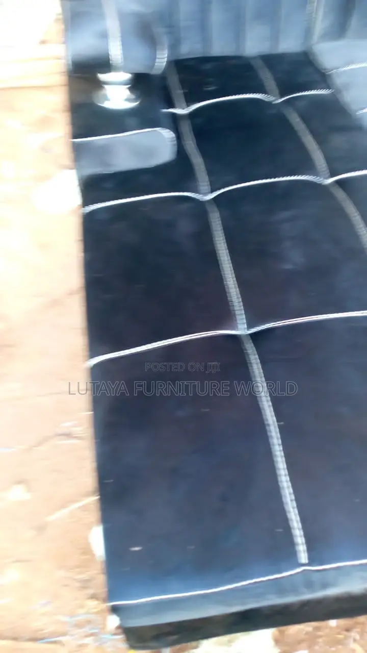 Sofas for Sale in Good Materials