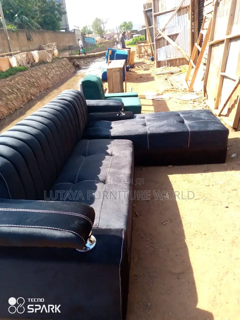 Sofas for Sale in Good Materials