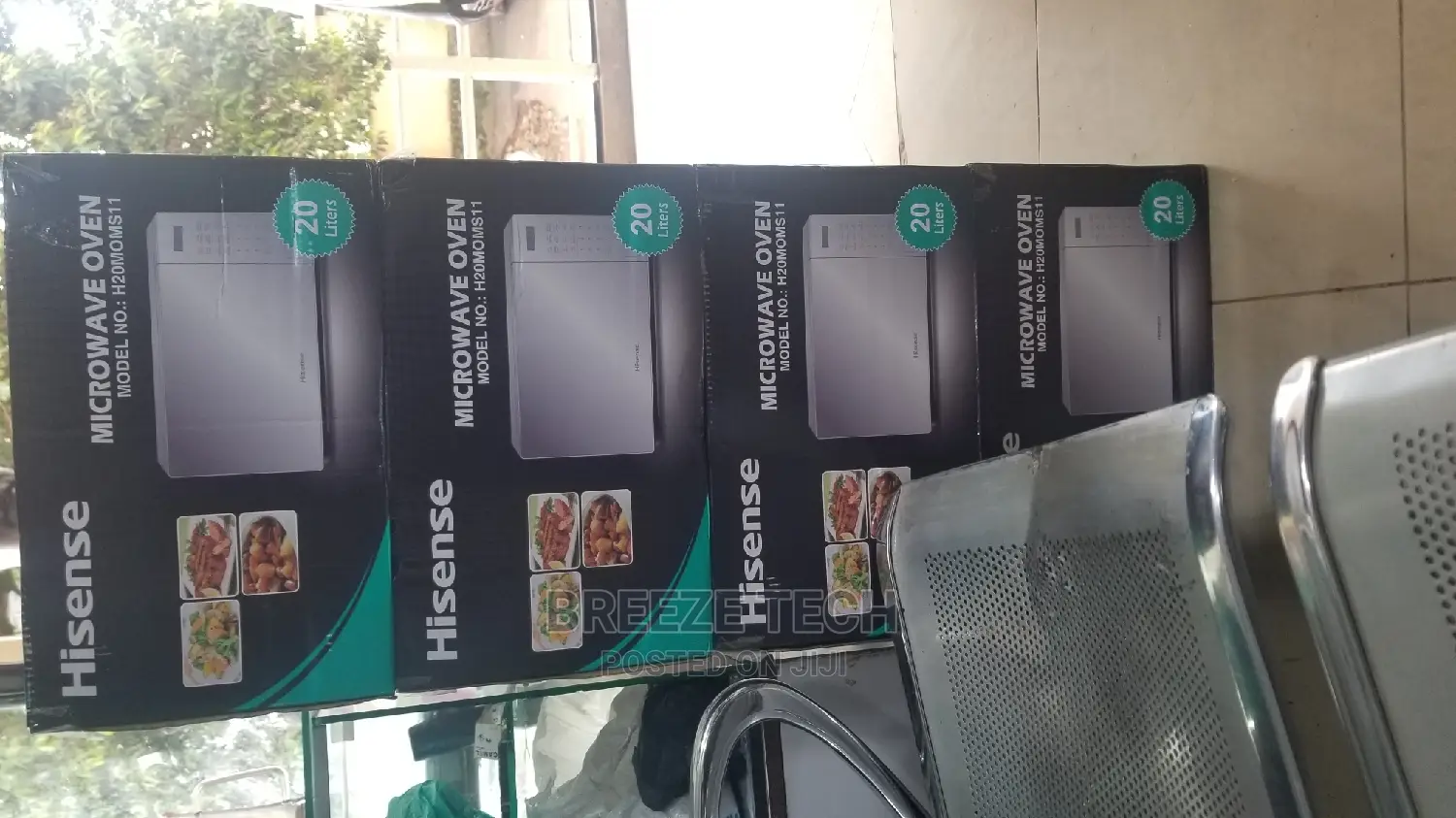 Hisense Microwave 20" Liters