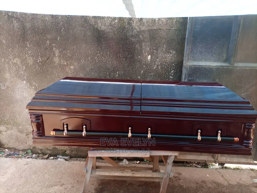Royal Doom Caskets Executive