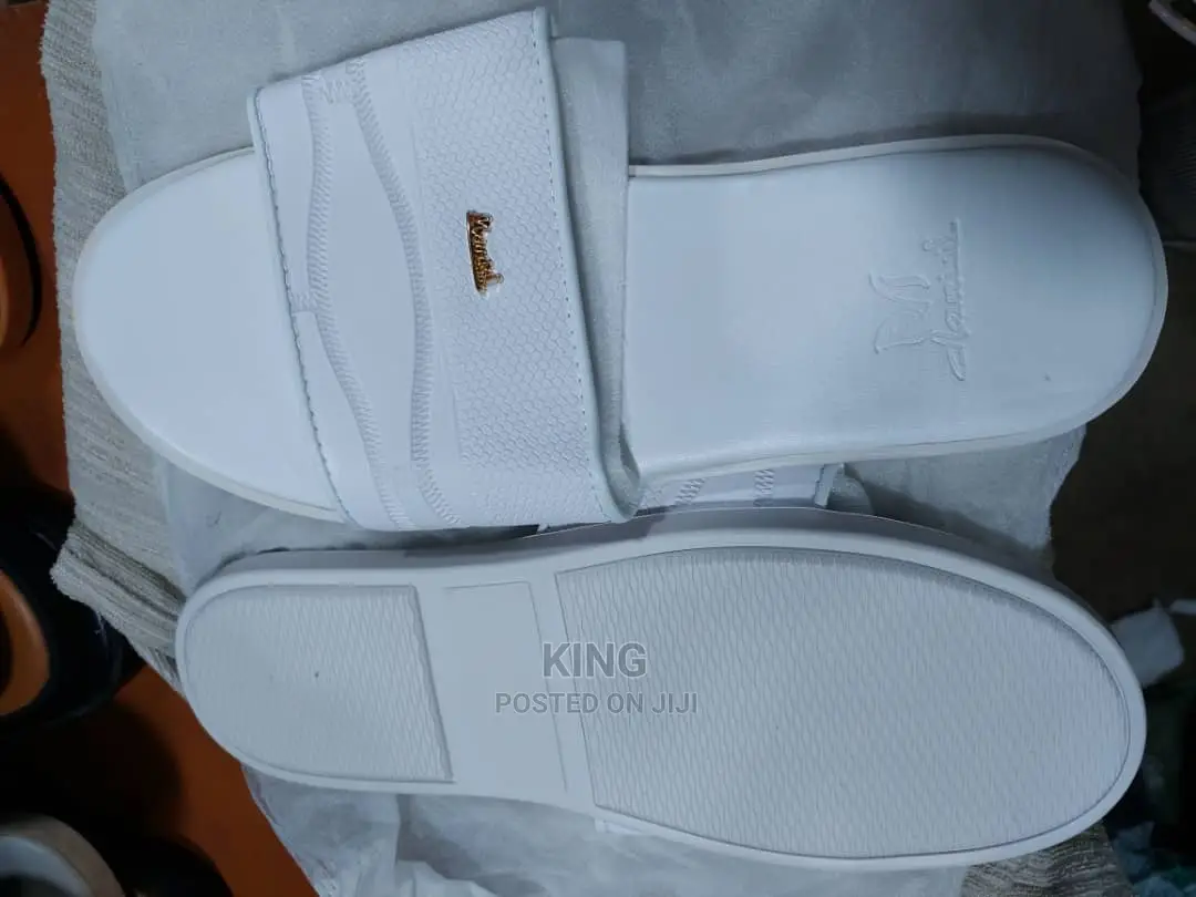 Approach Sandals