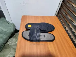 Approach Sandals