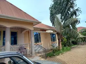 Furnished 4bdrm Bungalow in Kira for Sale