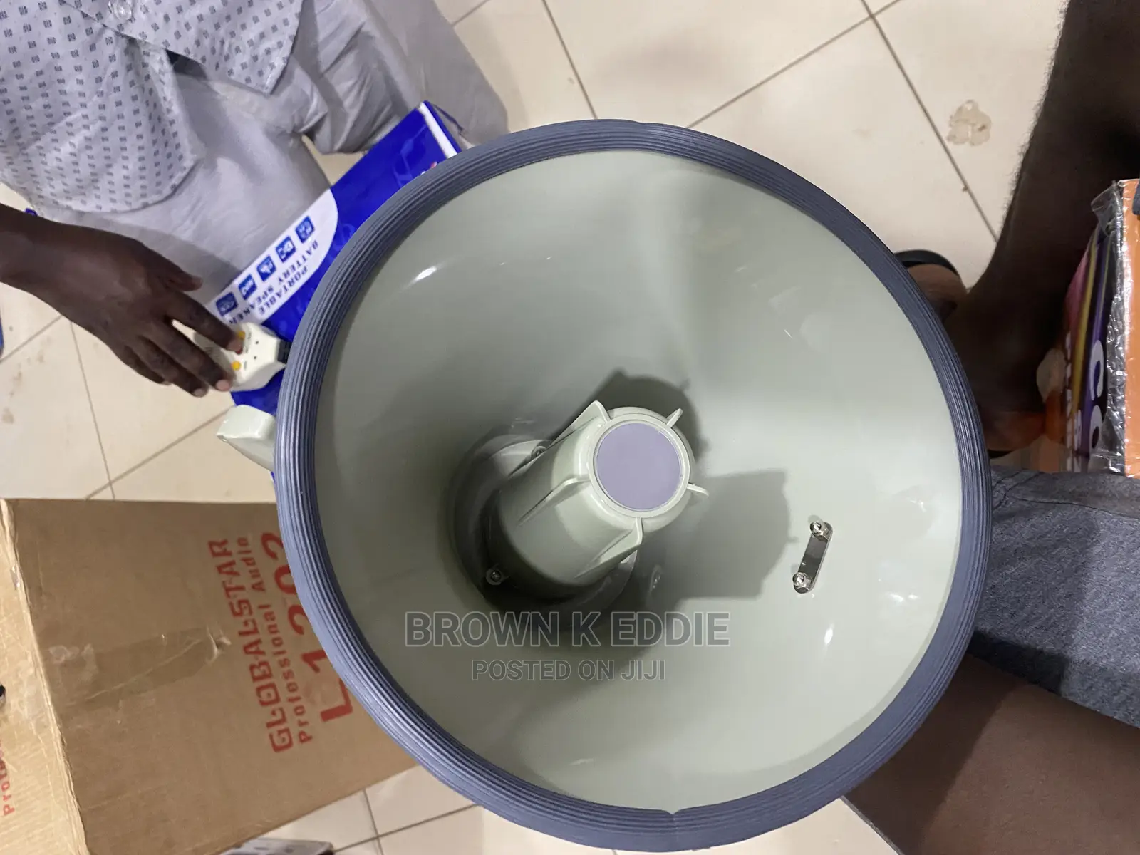 Rechergeable Big Megaphone