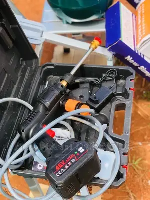 High Pressure Washer/Spray Guns // Rechargeable/Cordless