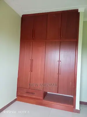 3bdrm Block of Flats in Makindye Heights, Division a for Rent