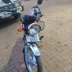 TVS HLX 125 2021 Silver