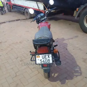 TVS HLX 125 2021 Silver