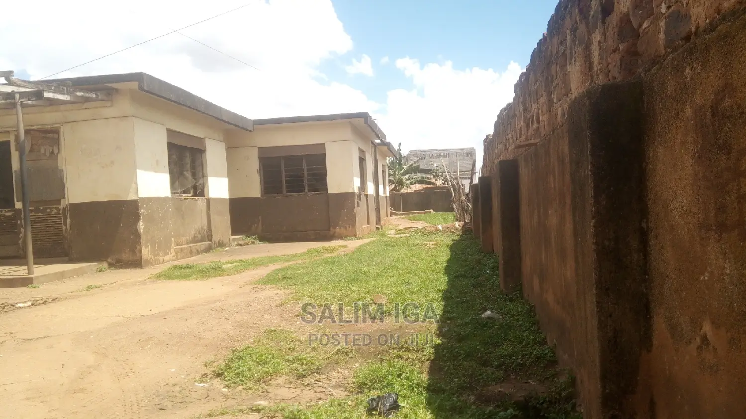 6bdrm Bungalow in Kololo Property, Central Division for Sale