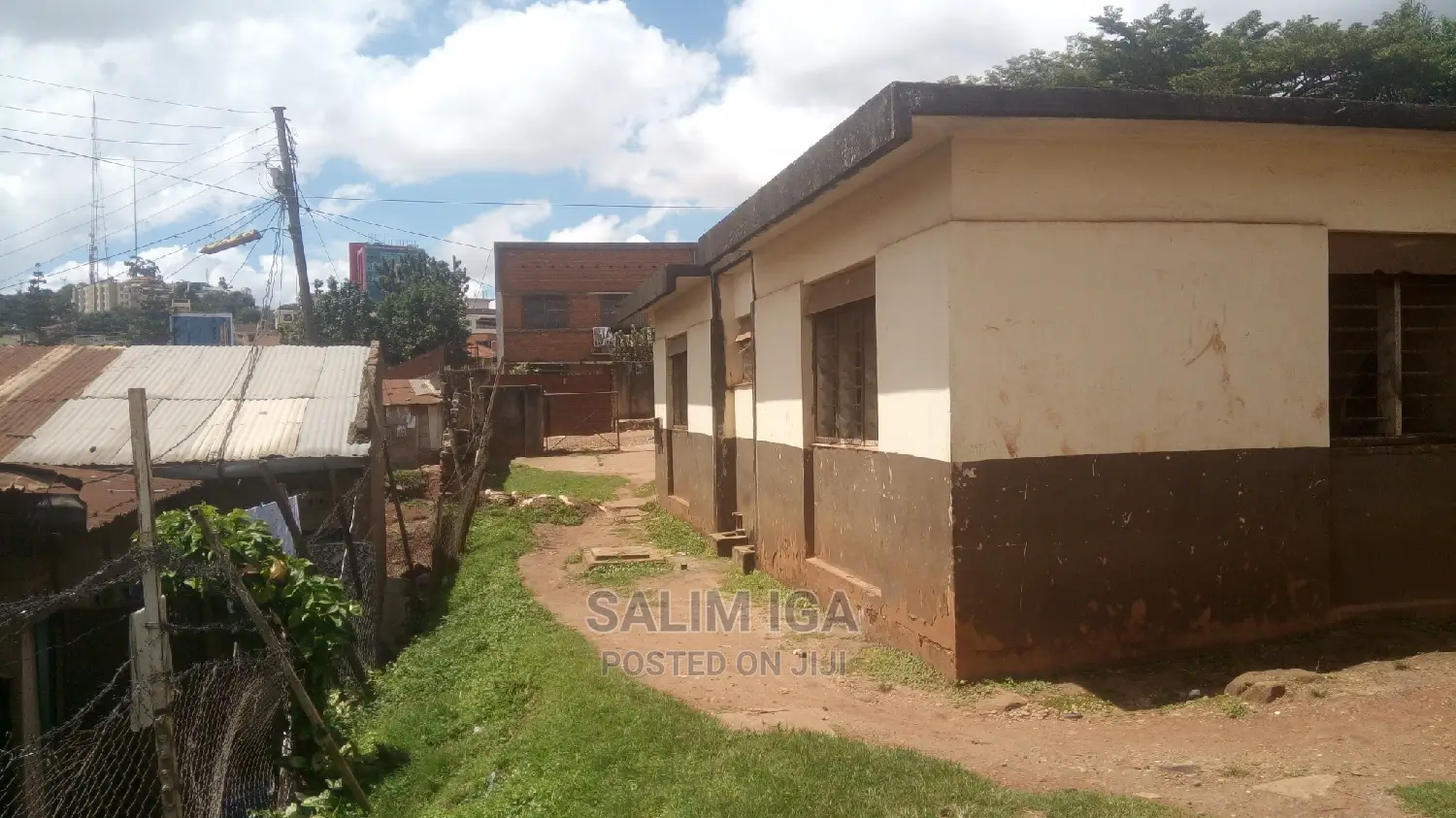6bdrm Bungalow in Kololo Property, Central Division for Sale