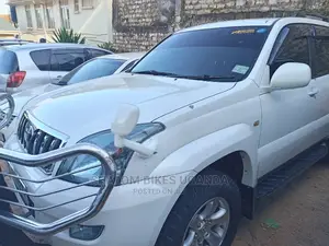 Toyota Land Cruiser Prado 2015 White