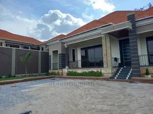 Furnished 4bdrm Bungalow in Kira for Sale