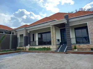 Furnished 4bdrm Bungalow in Kira for Sale