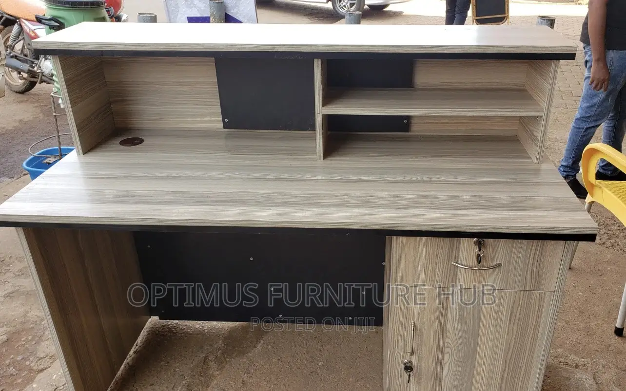Reception Desk (Off White)