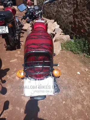 Bajaj Boxer 125 2022 Red