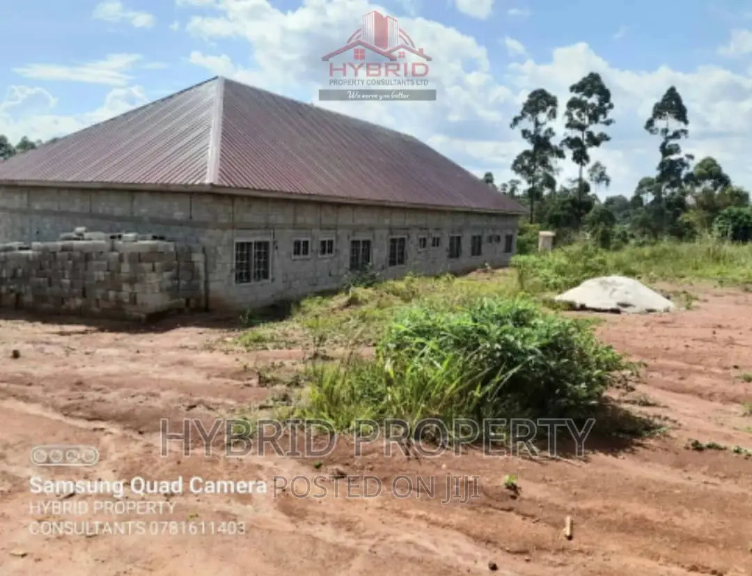 Prime Plots for Sale at Nsangi~Kyambazi Estate~Masaka Road.