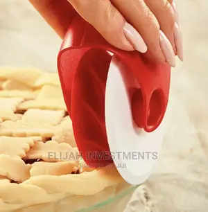 Pastry Dough Pizza Cake Pie Cutting Wheel Roller