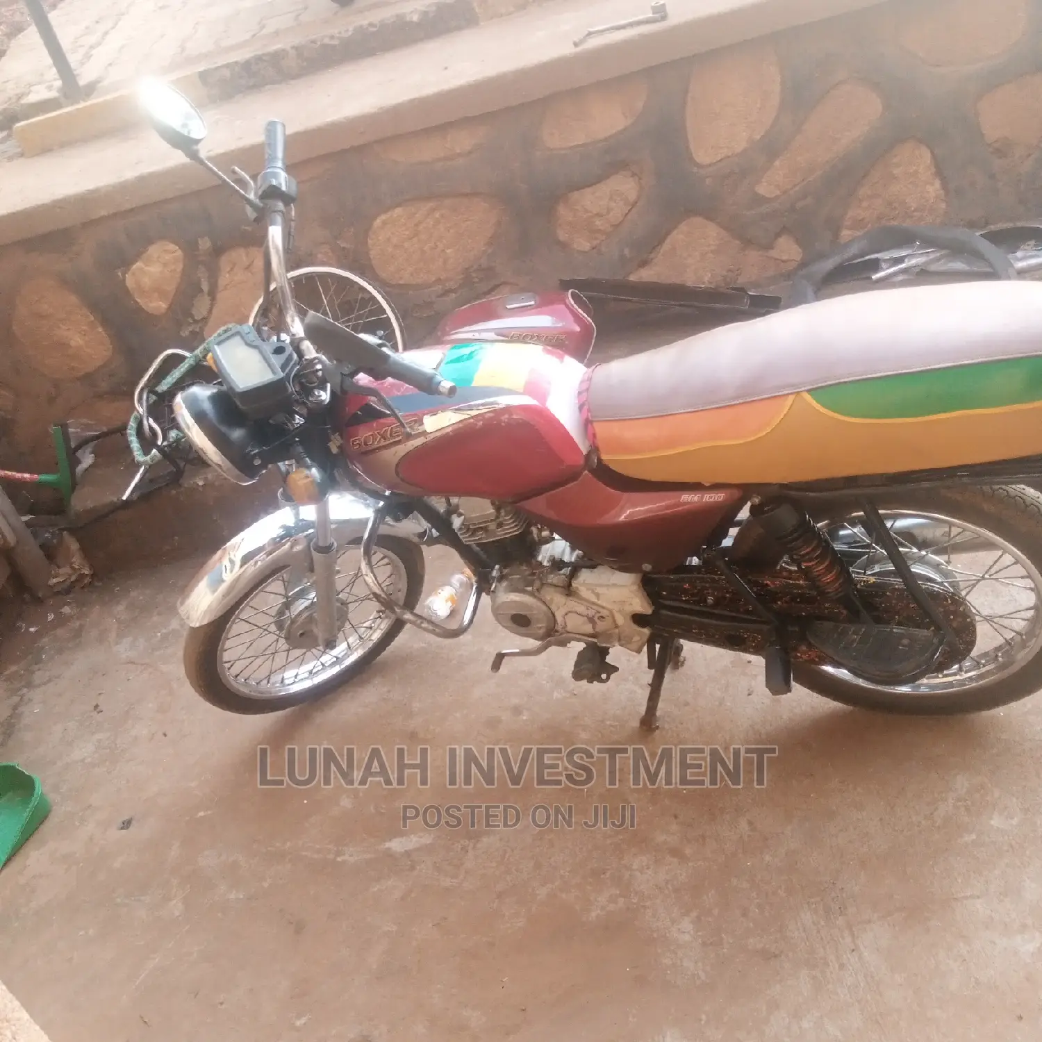 Bajaj Avenger 220 2019 Red