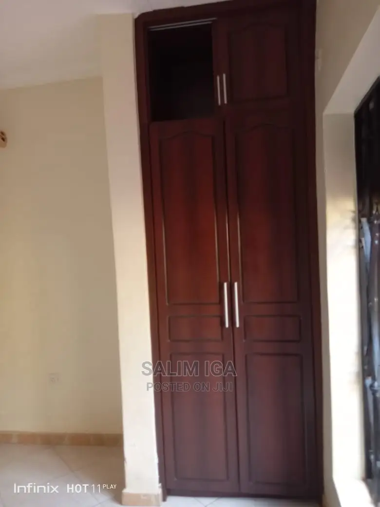 3bdrm Bungalow in Kololo Property, Central Division for Rent
