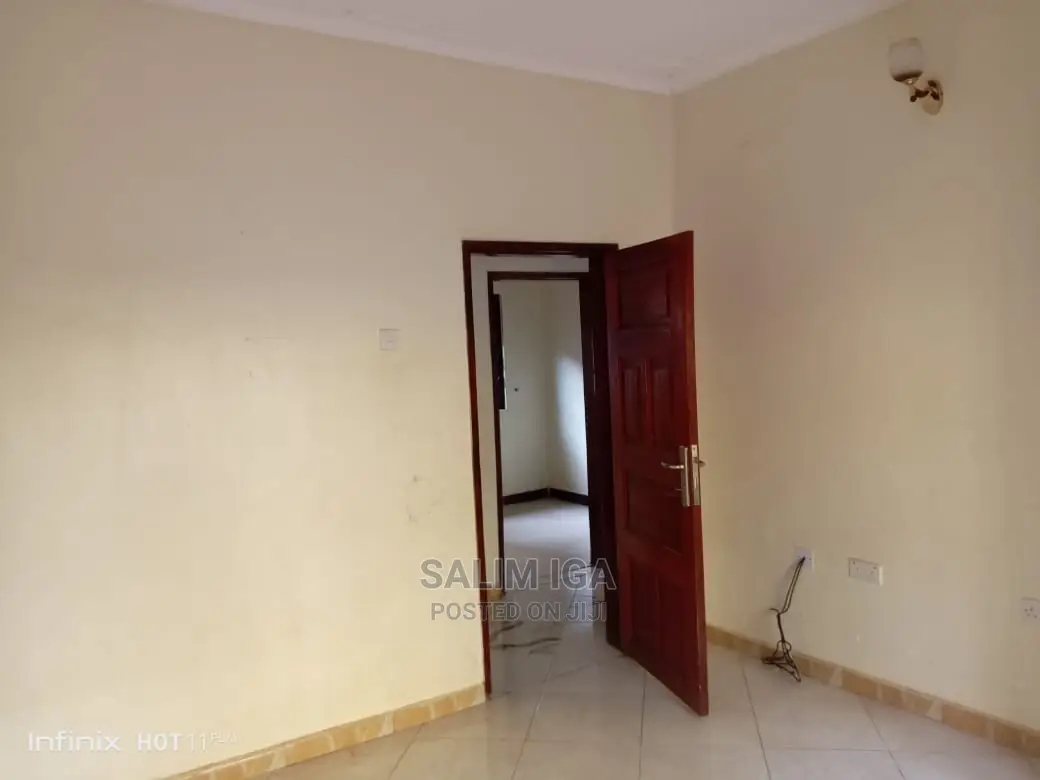 3bdrm Bungalow in Kololo Property, Central Division for Rent
